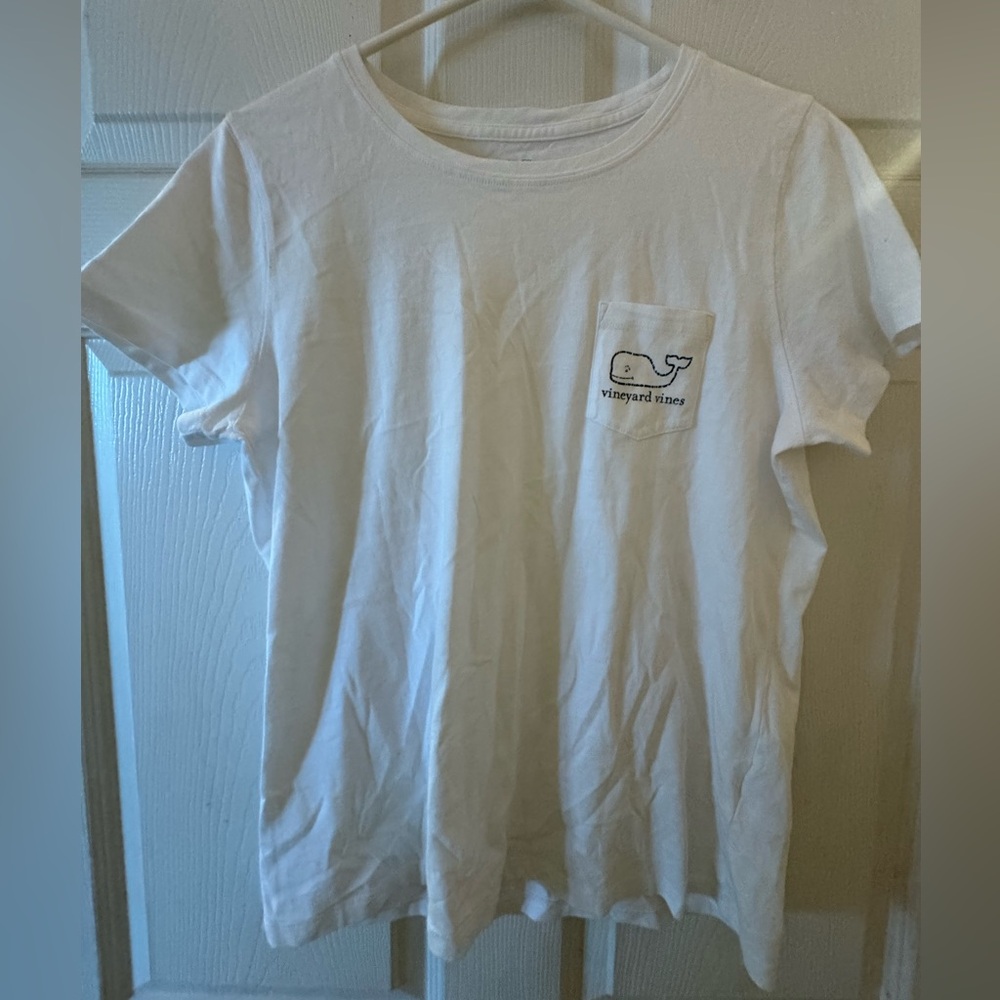 Vineyard Vines White size M Never worn